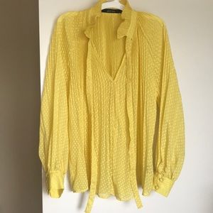 SALE!! BRAND NEW! Boutique Yellow blouse
